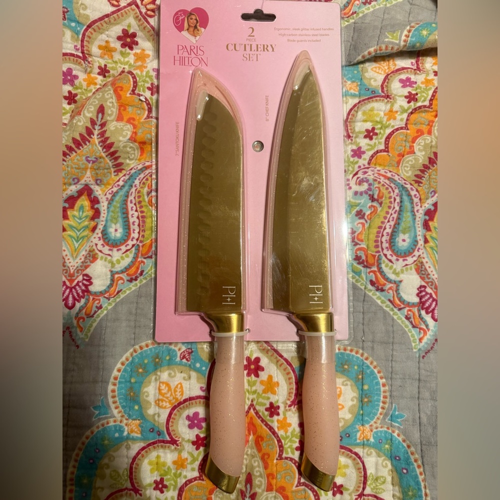 Paris Hilton Gold Blade with Pink glitter Handle Knife Set